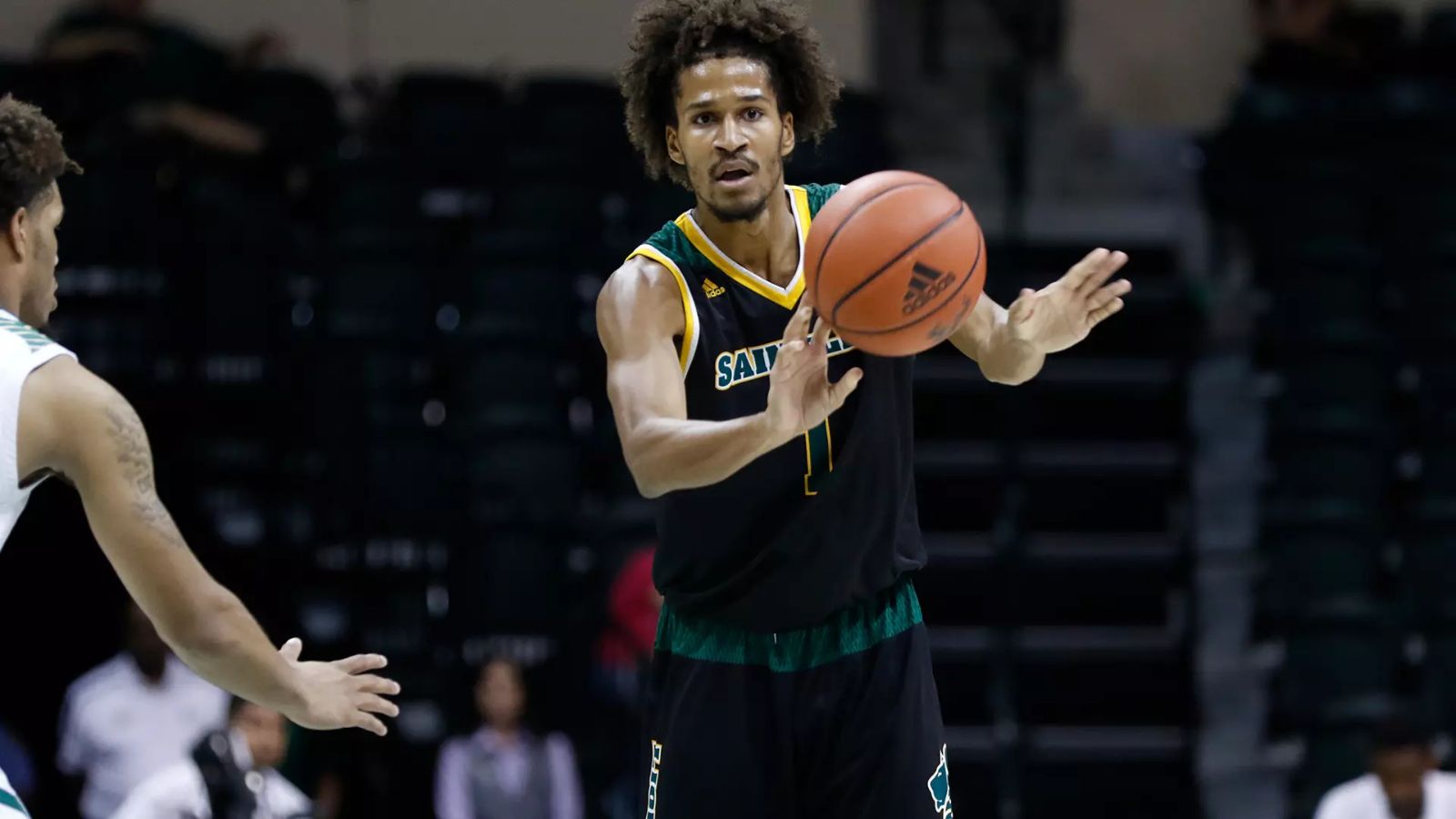 Isaiah Hill Net Worth, Isaiah Hill Bio, Isaiah Hill Age, Isaiah Hill Career, Isaiah Hill Family, Isaiah Hill Personal Life